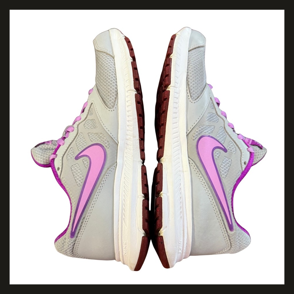 Nike Downshifter 6 Women’s Size 7 Grey Purple Running Sneakers 684765-017 EUC - Picture 10 of 14